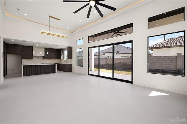 1816 S Middleton Street, Edinburg, TX 78539