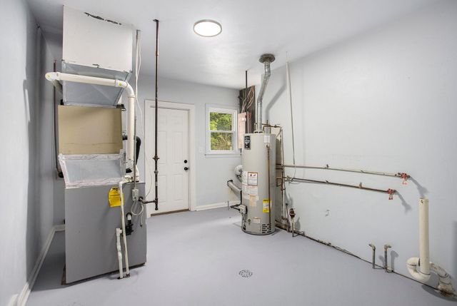 2609 Stanley Avenue, Portage City, MI 49002