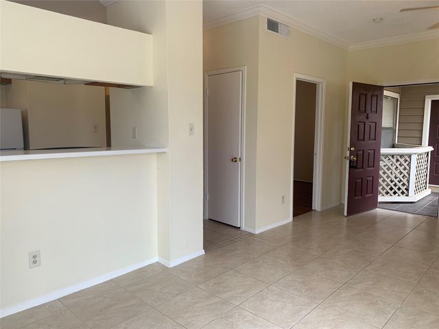 2710 Grants Lake Boulevard C16, Sugar Land, TX 77479