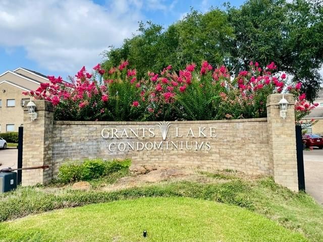 2710 Grants Lake Boulevard C16, Sugar Land, TX 77479