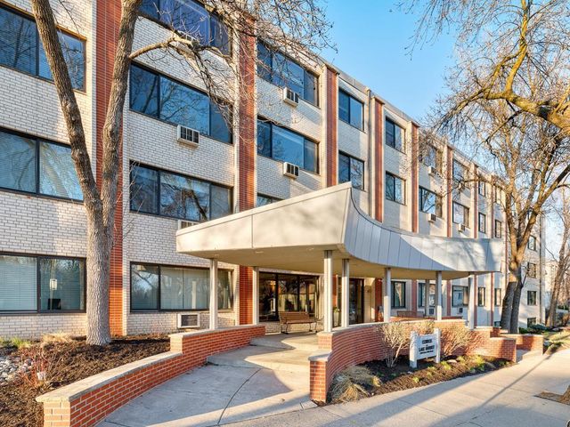 2700 W 44th Street 315, Minneapolis, MN 55410