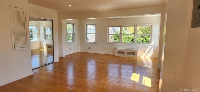 1637 Stadium Avenue, Bronx, NY 10465