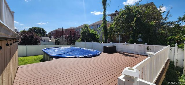 1637 Stadium Avenue, Bronx, NY 10465