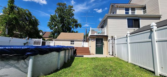1637 Stadium Avenue, Bronx, NY 10465