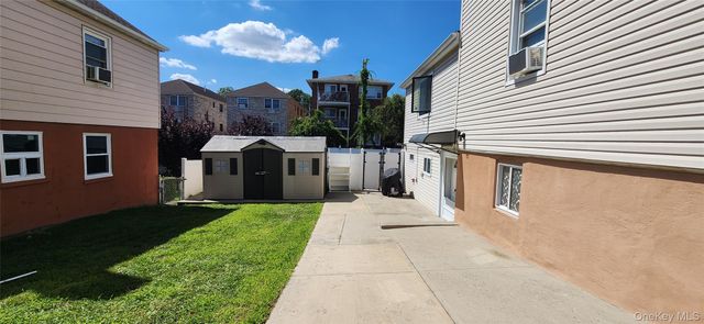 1637 Stadium Avenue, Bronx, NY 10465