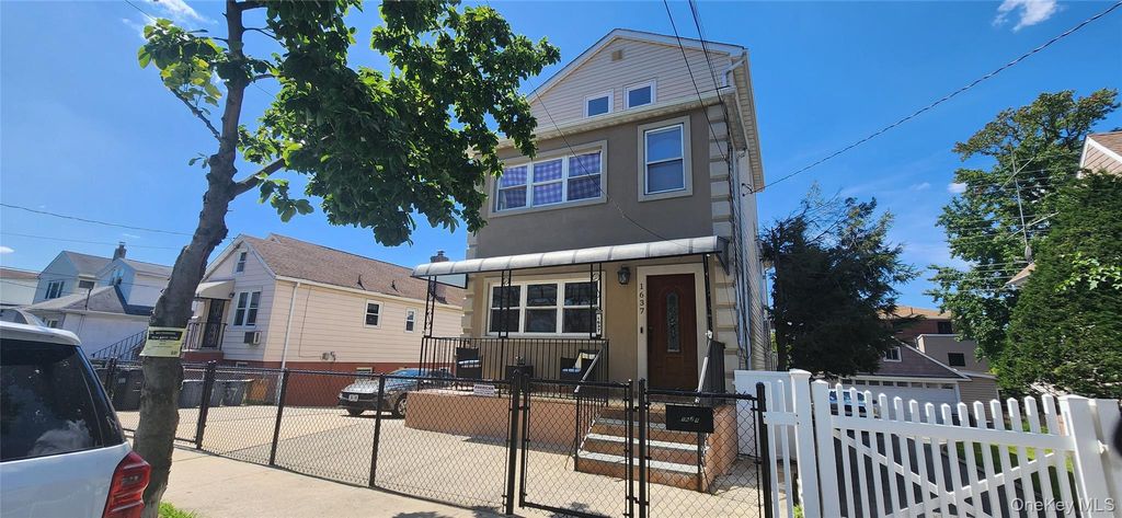 1637 Stadium Avenue, Bronx, NY 10465 — photo 2