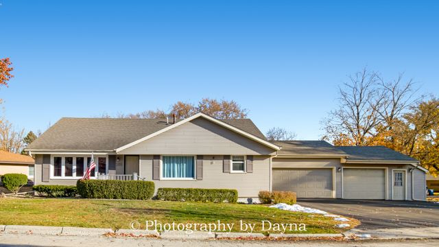 195 Esther Circle, Bourbonnais, IL 60914