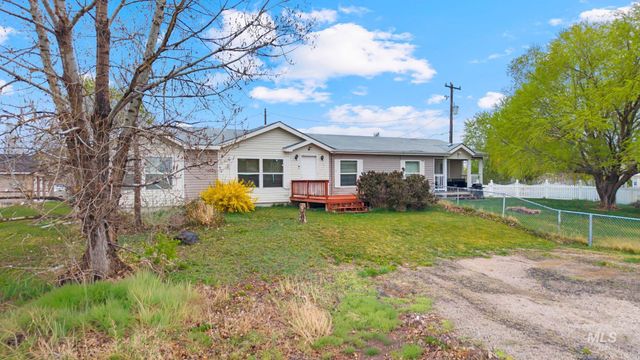 508 Silver Beach Drive, Jerome, ID 83338