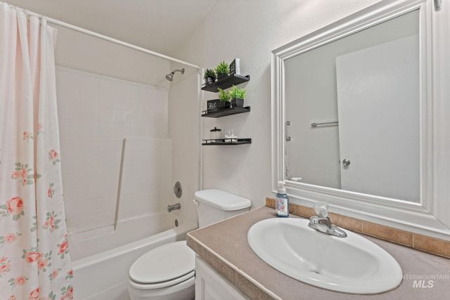 508 Silver Beach Drive, Jerome, ID 83338