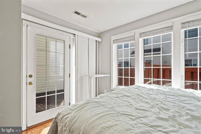 11503 ROTHBURY SQ, Fairfax, VA 22030