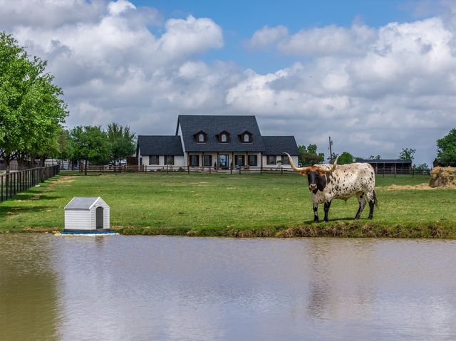 219 Bingham Road, Northlake, TX 76226