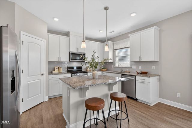 124 Willow Grove Lane, Fuquay Varina, NC 27526