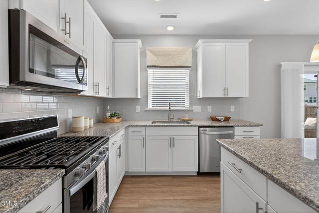 124 Willow Grove Lane, Fuquay Varina, NC 27526