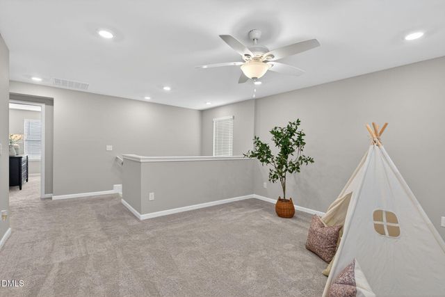 124 Willow Grove Lane, Fuquay Varina, NC 27526