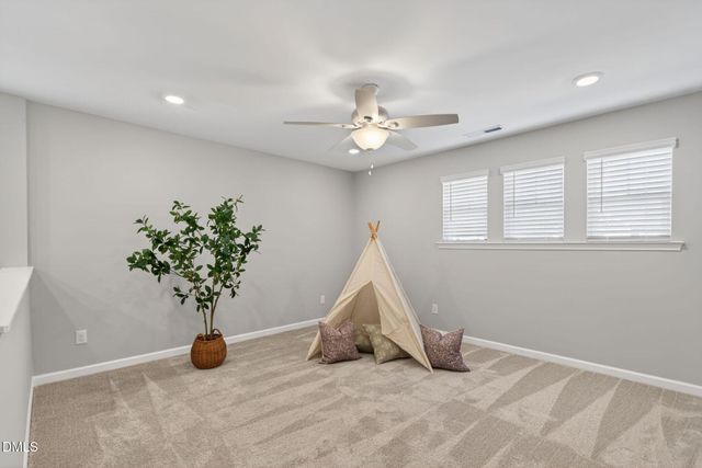 124 Willow Grove Lane, Fuquay Varina, NC 27526