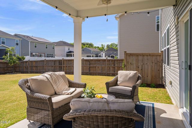 124 Willow Grove Lane, Fuquay Varina, NC 27526