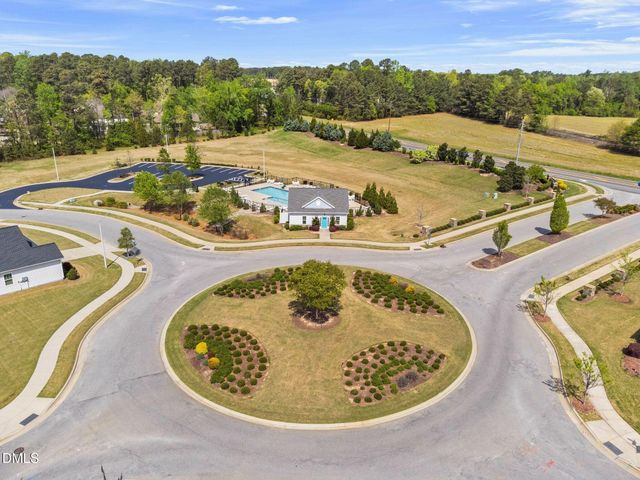 124 Willow Grove Lane, Fuquay Varina, NC 27526