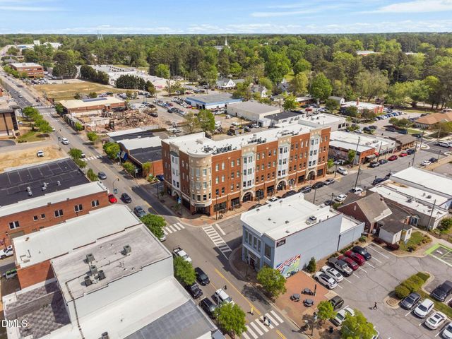 124 Willow Grove Lane, Fuquay Varina, NC 27526