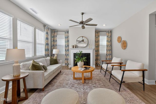 124 Willow Grove Lane, Fuquay Varina, NC 27526