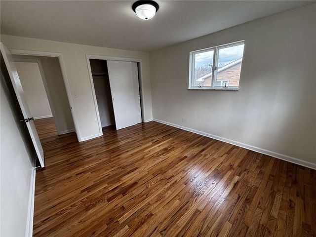 112 Greenwood Dr==, North Strabane, PA 15317