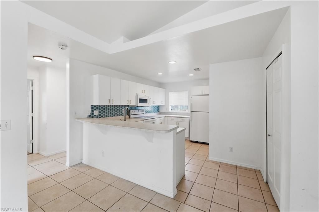 202 11th TER, CAPE CORAL, FL 33991 — photo 5