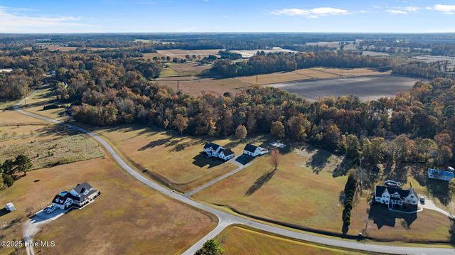 328 Oak Bluff Road, Kinston, NC 28504