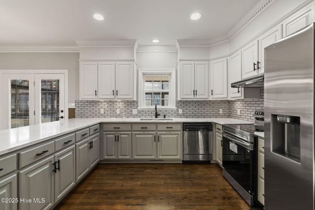 328 Oak Bluff Road, Kinston, NC 28504