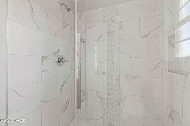 328 Oak Bluff Road, Kinston, NC 28504