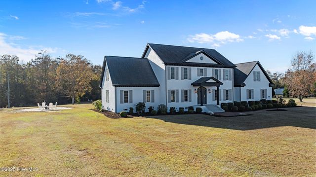 328 Oak Bluff Road, Kinston, NC 28504