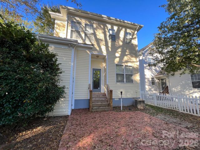 8523 Lindholm Drive, Huntersville, NC 28078