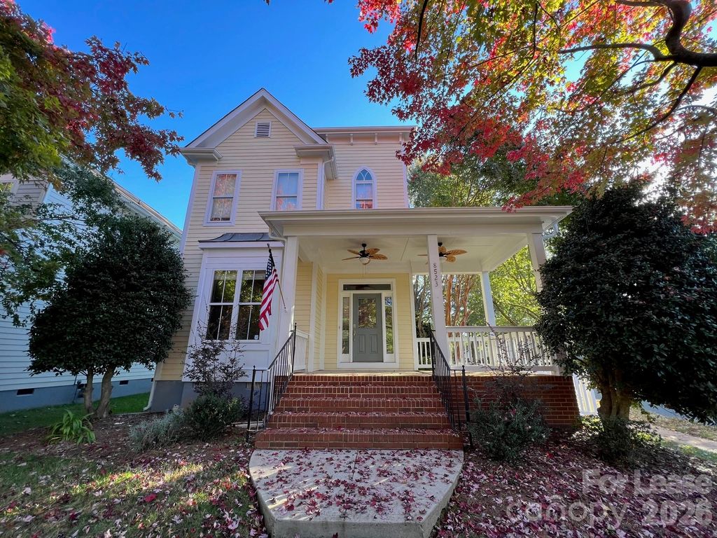8523 Lindholm Drive, Huntersville, NC 28078