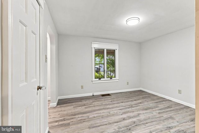 1525 CEDAR RD, Lancaster, PA 17601