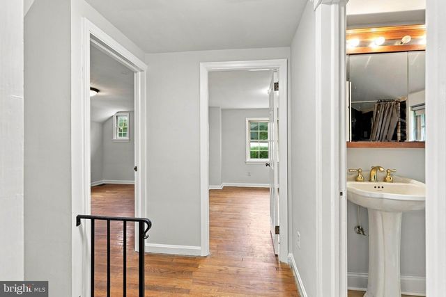 1525 CEDAR RD, Lancaster, PA 17601