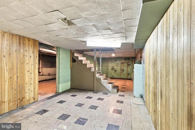 1525 CEDAR RD, Lancaster, PA 17601