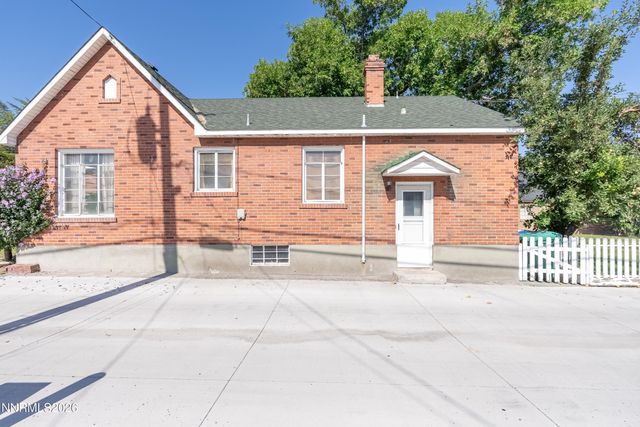 527 Marsh Avenue, Reno, NV 89509