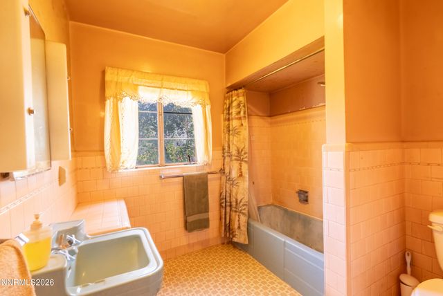 527 Marsh Avenue, Reno, NV 89509