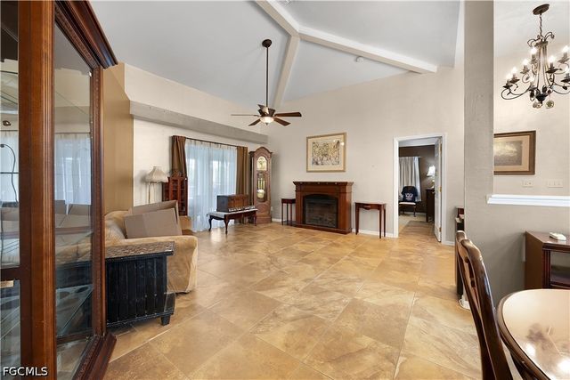 469 NE 1st PL, Cape Coral, FL 33909