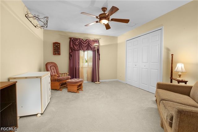 469 NE 1st PL, Cape Coral, FL 33909