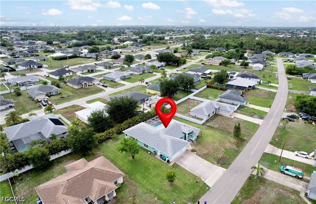 469 NE 1st PL, Cape Coral, FL 33909