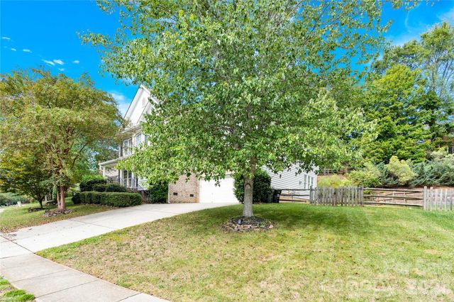 2055 Solway Lane, Charlotte, NC 28269