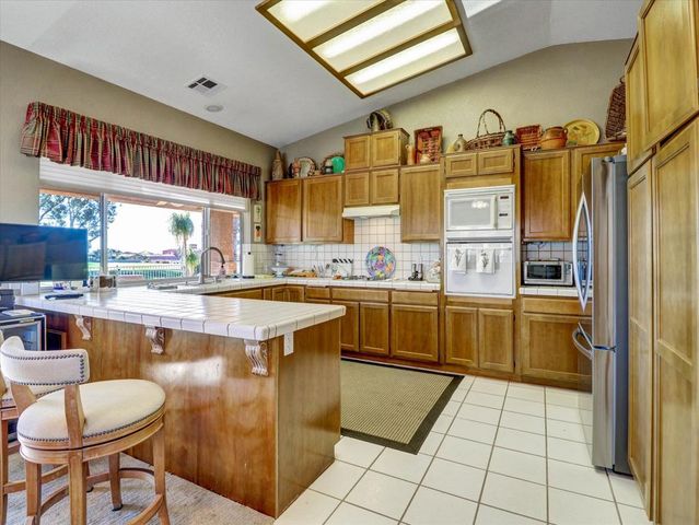 9840 Warwick Drive, Desert Hot Springs, CA 92240