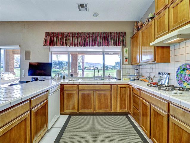 9840 Warwick Drive, Desert Hot Springs, CA 92240