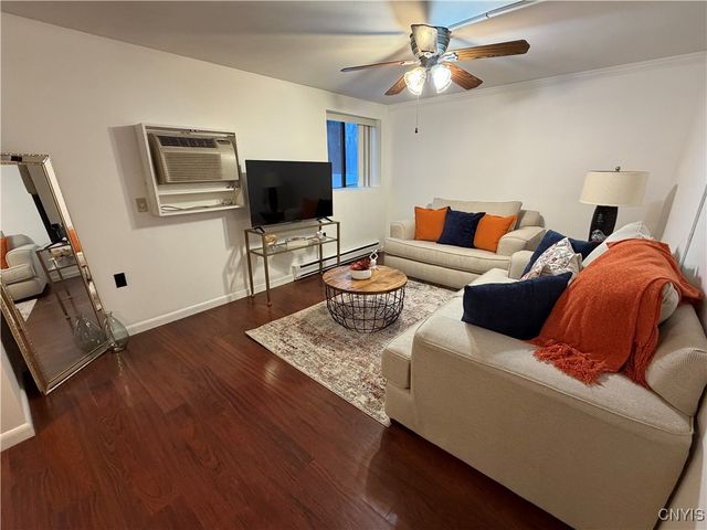 258 Watertree Drive, Dewitt, NY 13057