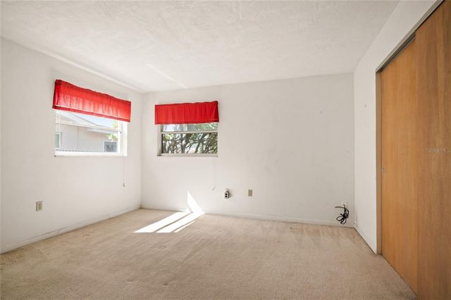 6943 301ST AVENUE N, Clearwater, FL 33761