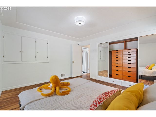 402 SKELTON Rd, Stevenson, WA 98648