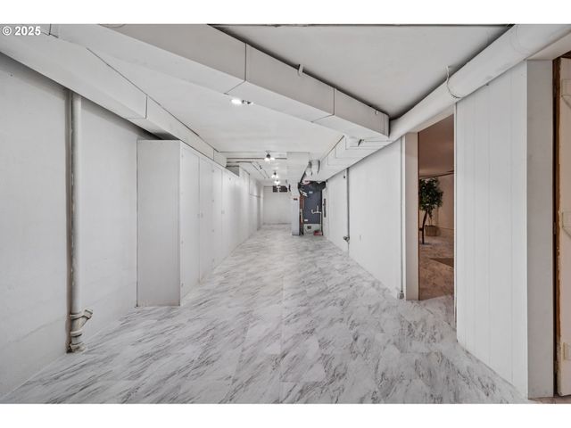 402 SKELTON Rd, Stevenson, WA 98648