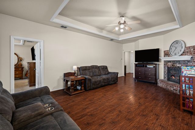 717 Rambling Court, Granbury, TX 76049