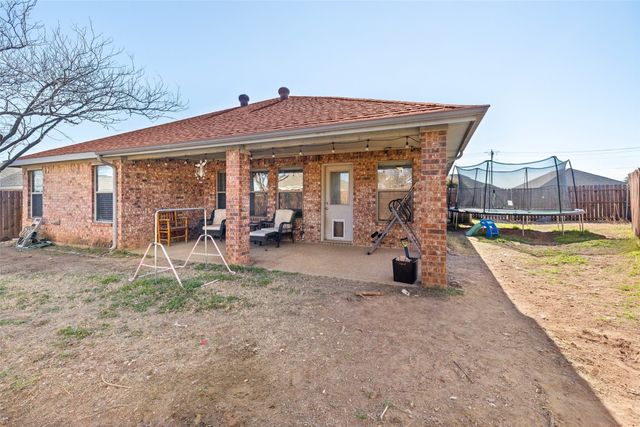 717 Rambling Court, Granbury, TX 76049