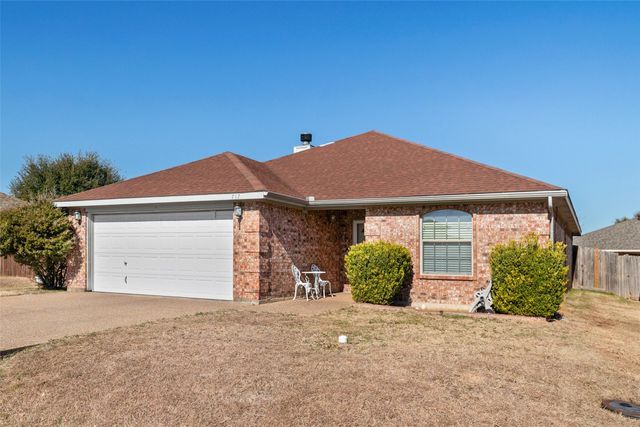 717 Rambling Court, Granbury, TX 76049
