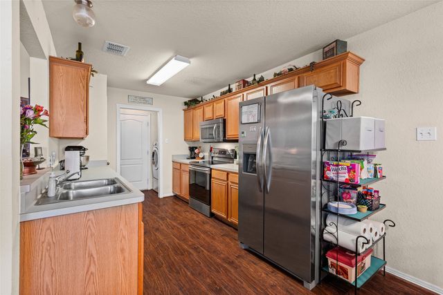 717 Rambling Court, Granbury, TX 76049